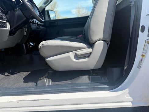 Used 2010 Toyota Tundra 4x4 Regular Cab Long Bed image 82