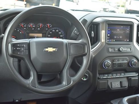 Certified 2022 Chevrolet Silverado 1500 Custom AWD/4WD image 17