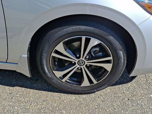 Certified 2023 Nissan Sentra SV FWD image 11