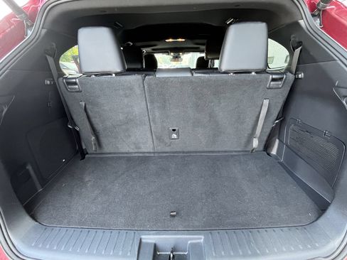 Used 2022 Toyota Highlander XSE FWD image 35