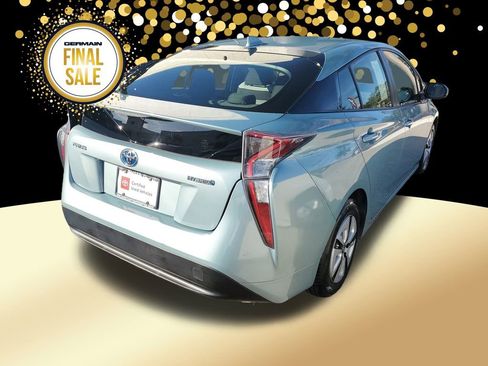 Certified 2016 Toyota Prius Three image 6