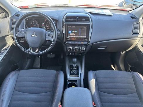 Used 2024 Mitsubishi Outlander Sport SE image 21