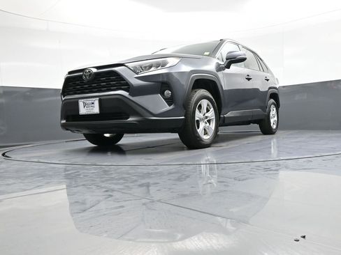 Used 2019 Toyota RAV4 XLE w/ Convenience Package AWD/4WD image 27