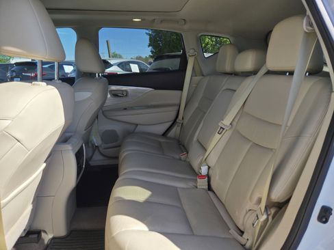 Used 2018 Nissan Murano Platinum w/ Cargo Package image 5