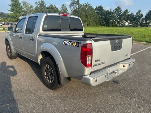 Used 2019 Nissan Frontier PRO-4X AWD/4WD image 5