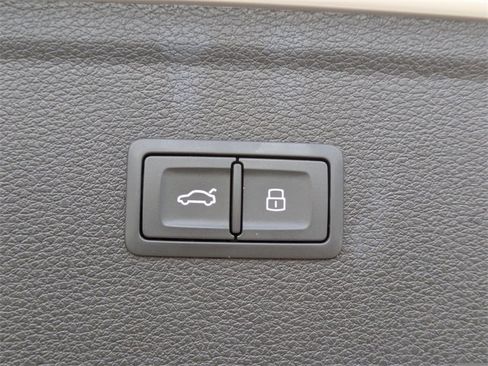 Used 2024 Audi Q5 2.0T Premium Plus image 14