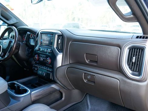 Used 2019 Chevrolet Silverado 1500 LTZ w/ LTZ Plus Package AWD/4WD image 40