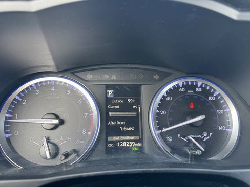 Used 2018 Toyota Highlander Limited image 30