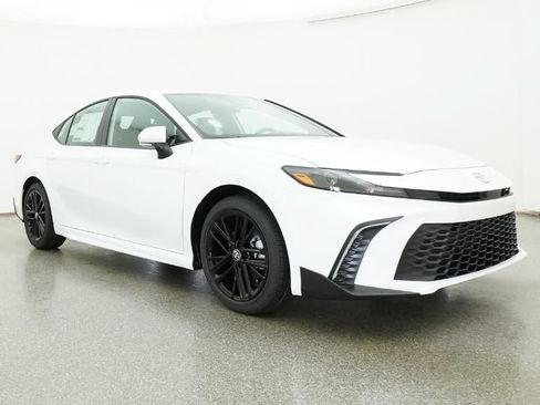 New 2026 Toyota Camry SE FWD image 29