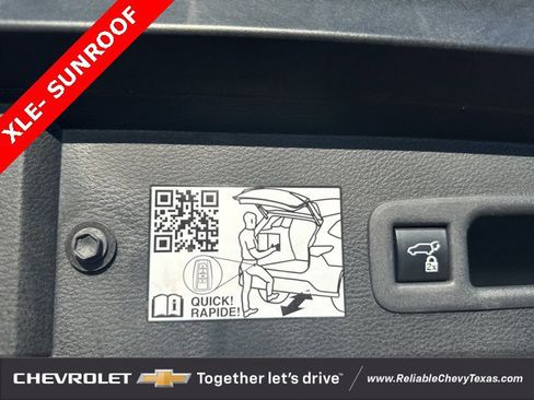 Used 2021 Toyota Sienna XLE image 12