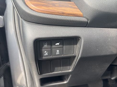 Used 2020 Honda CR-V Touring image 14