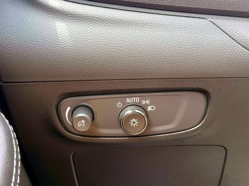 Used 2024 Buick Encore GX Preferred AWD/4WD image 20