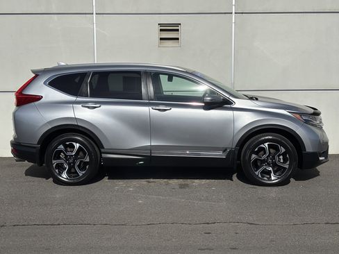 Certified 2017 Honda CR-V Touring image 2