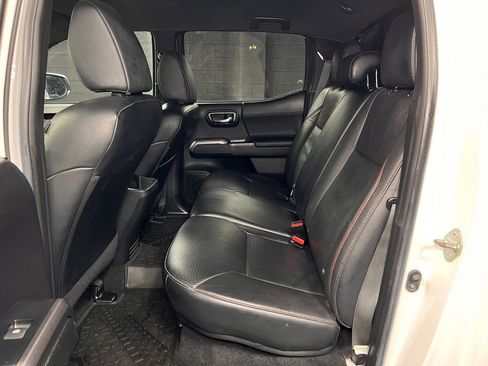 Used 2023 Toyota Tacoma TRD Off-Road w/ TRD Premium Off Road Package image 22