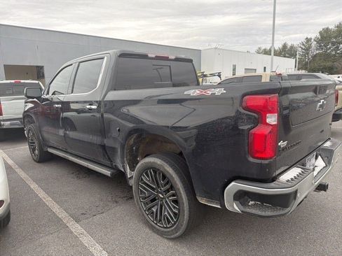 Used 2022 Chevrolet Silverado 1500 LTZ w/ LTZ Convenience Package II image 4