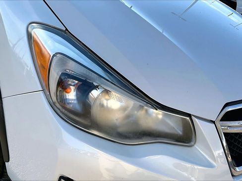 Used 2017 Subaru Crosstrek 2.0i Premium w/ Moonroof Package image 28