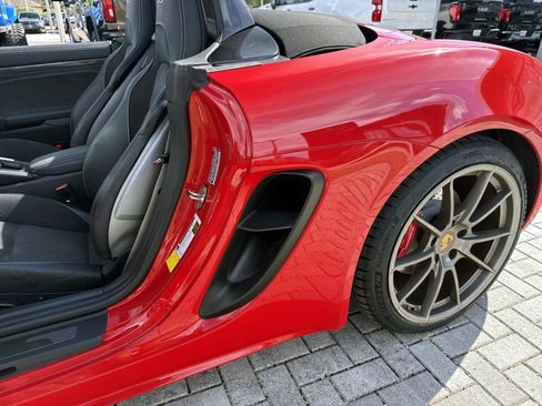 Used 2024 Porsche 718 Boxster GTS RWD image 9