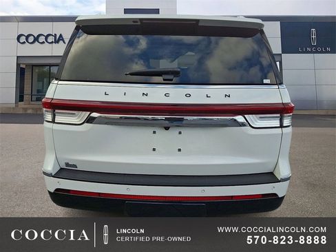 Certified 2024 Lincoln Navigator Black Label image 5