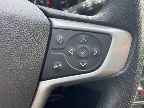 Used 2022 GMC Terrain SLE w/ Driver Convenience Package image 33