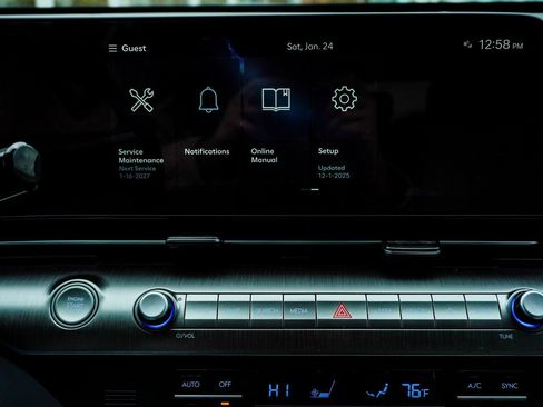 Used 2025 Hyundai Kona SEL image 18