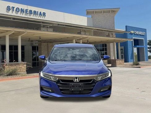 Used 2018 Honda Accord Sport image 9