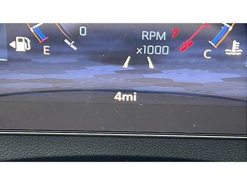 New 2026 Chevrolet Traverse LT w/ Driver Confidence Package AWD/4WD image 16