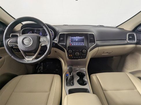 Used 2019 Jeep Grand Cherokee Laredo image 15