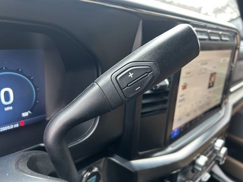 Used 2023 Ford F250 Lariat w/ Chrome Package image 63