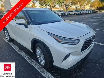 Used 2023 Toyota Highlander Limited