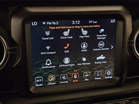 Used 2022 Jeep Gladiator Overland w/ Popular Equipment Package AWD/4WD image 15