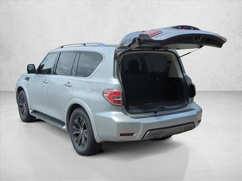 Used 2020 Nissan Armada Platinum w/ Captain's Chairs Package RWD image 10