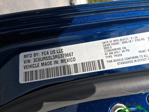 Used 2024 RAM 2500 Limited image 27