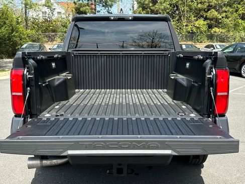 Used 2025 Toyota Tacoma SR5 image 6