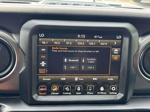 Used 2023 Jeep Wrangler Unlimited w/ Sun & Screen Package AWD/4WD image 31