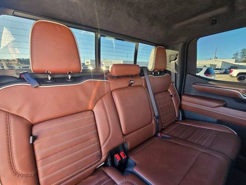 Used 2023 GMC Sierra 1500 Denali Ultimate image 14