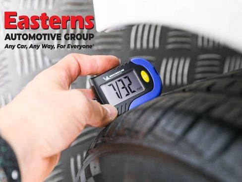 Used 2020 Toyota Corolla LE image 28