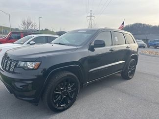 Used 2021 Jeep Grand Cherokee Laredo X video 1