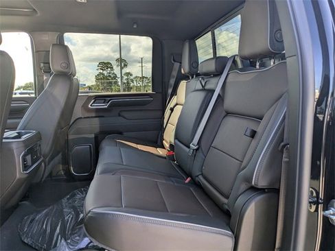 New 2026 GMC Sierra 3500 Denali w/ Denali Reserve Package image 13
