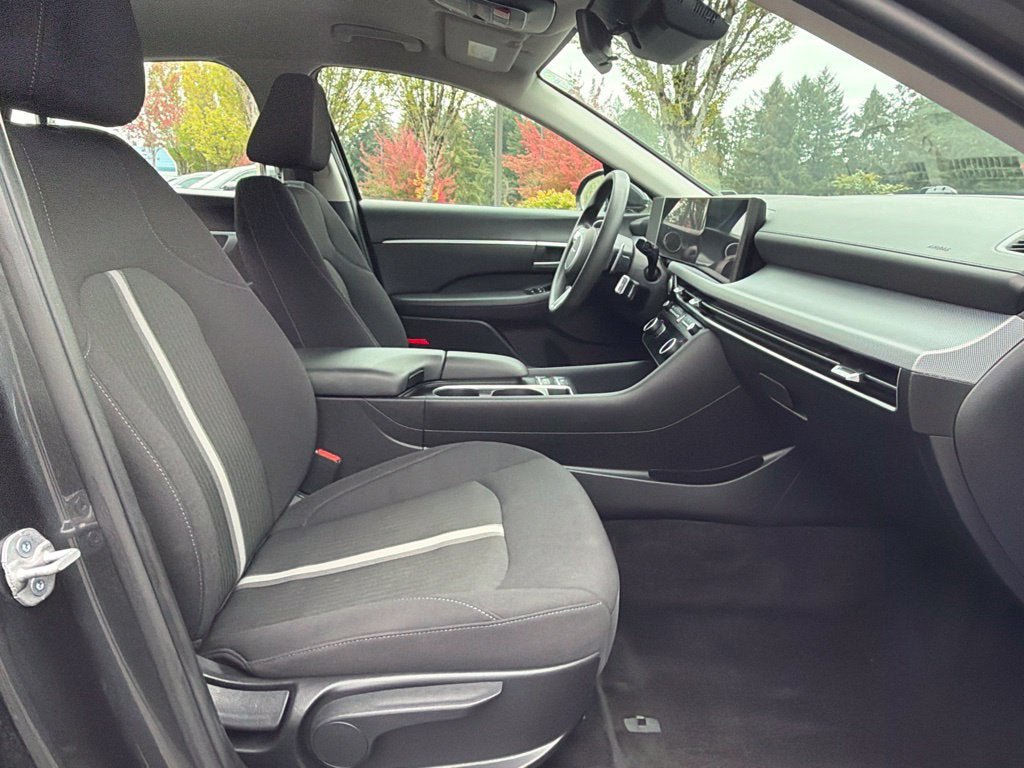 Used 2024 Hyundai Sonata SEL FWD image 12