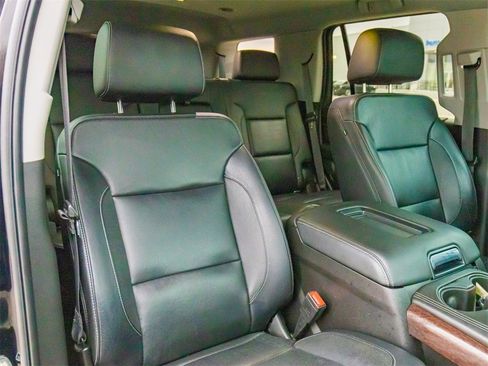 Used 2019 GMC Yukon SLT w/ HD Trailering Package image 13