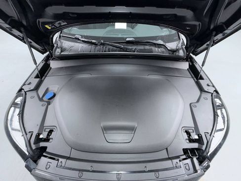 Used 2023 Volvo XC40 Recharge Plus AWD/4WD image 20
