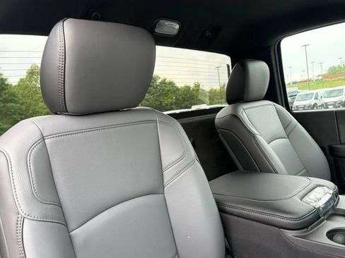 New 2026 RAM 5500 Tradesman AWD/4WD image 26