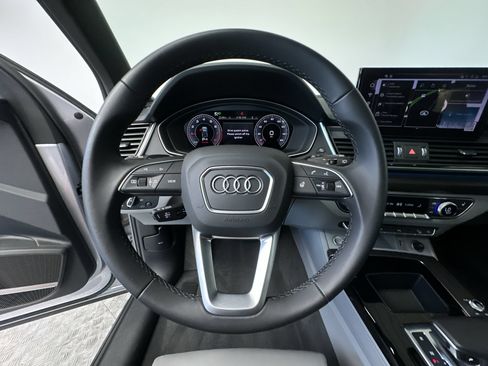 Used 2025 Audi Q5 2.0T Premium Plus AWD/4WD image 16