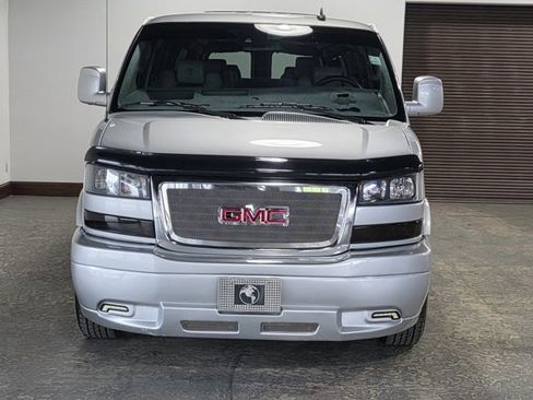Used 2019 GMC Savana 2500 Extended w/ Enhanced Convenience Package image 2