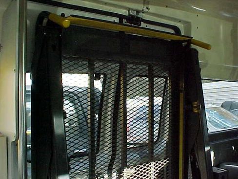 Used 2009 Ford E-150 and Econoline 150 Extended image 6