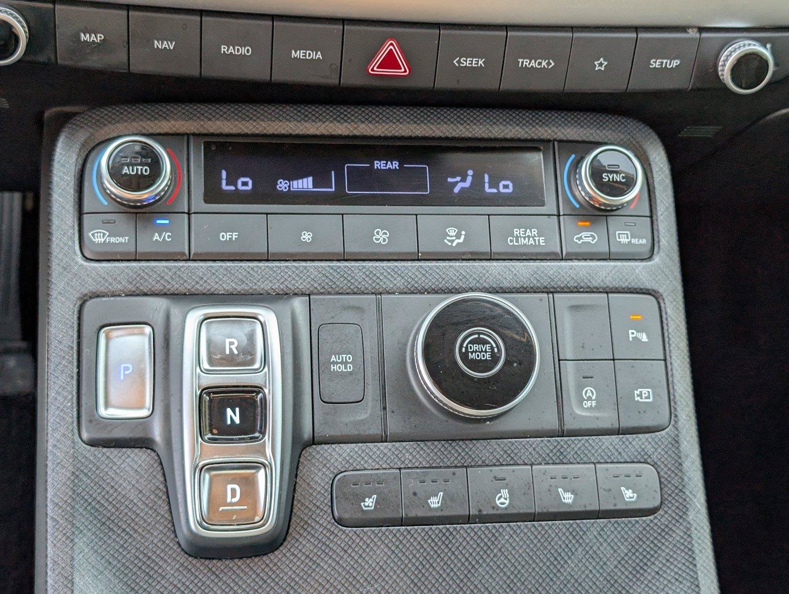 Used 2023 Hyundai Palisade Limited FWD image 25