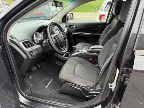 Used 2013 Dodge Journey SXT w/ Flexible Seating Group image 5