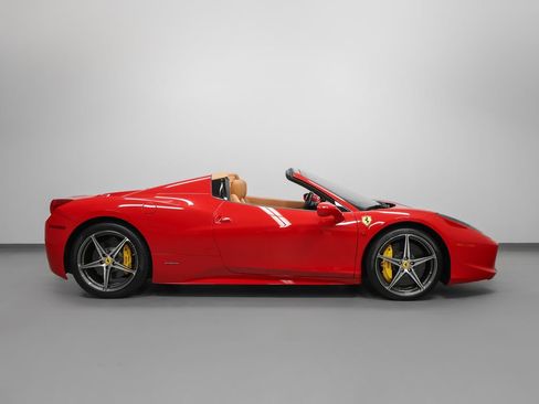 Certified 2013 Ferrari 458 Spider RWD image 4