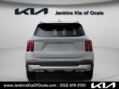 New 2026 Kia Sorento S image 5