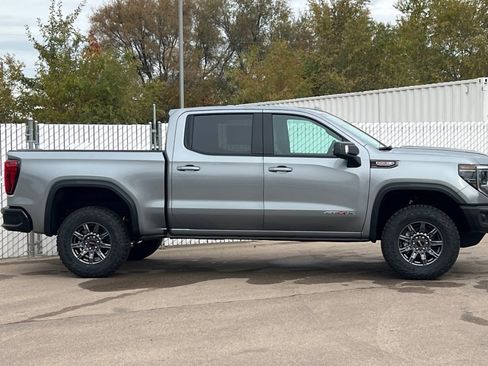 New 2026 GMC Sierra 1500 AT4X image 3